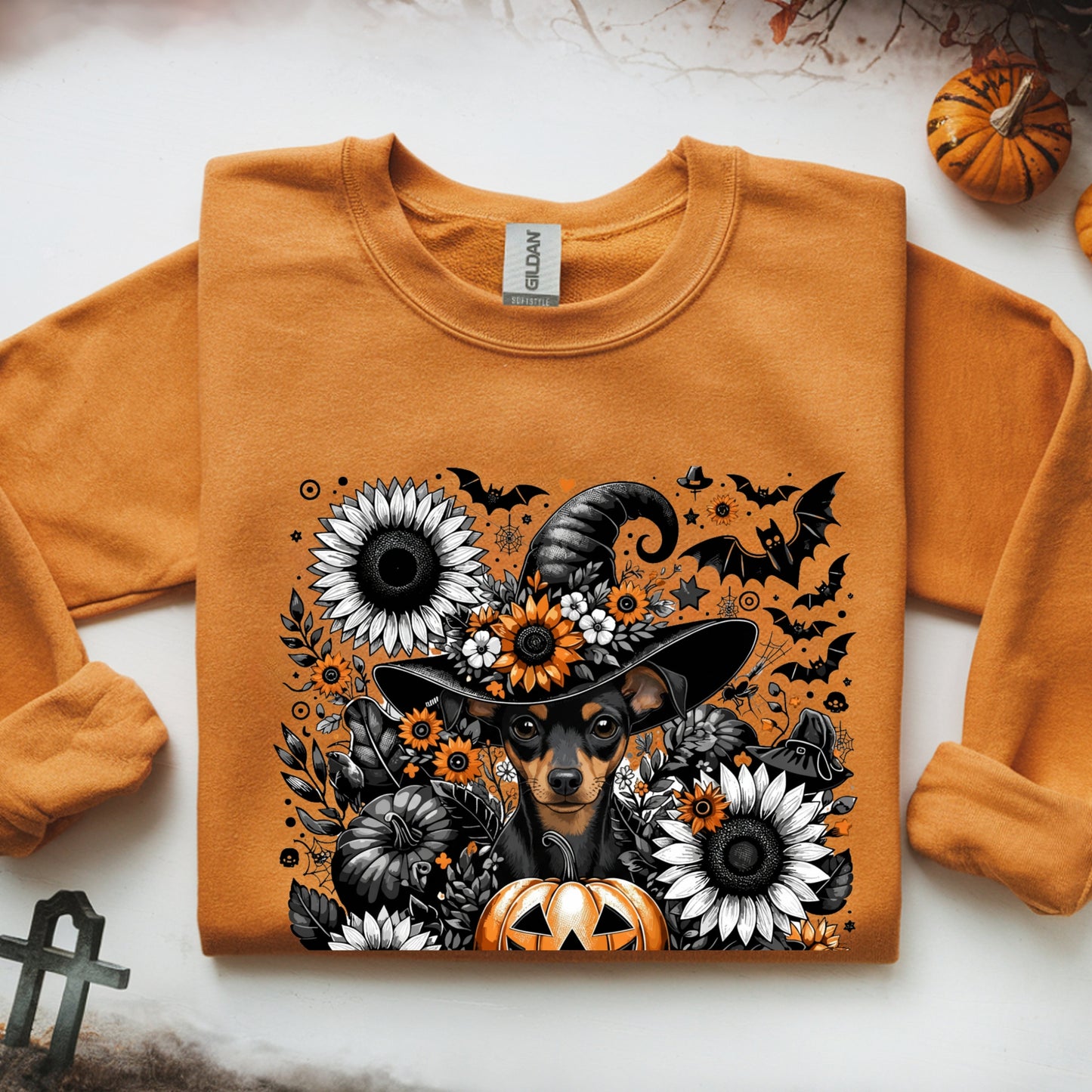 Cute to Spook – Halloween Mini Pinscher Unisex Premium Sweatshirt