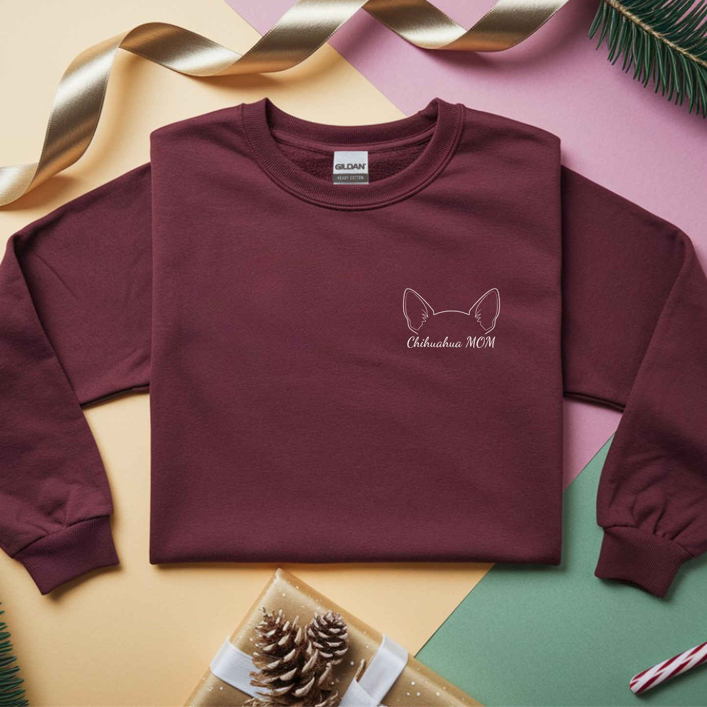 "Chihuahua MOM" Premium Sweatshirt – Minimal Outline Gift for Dog Lovers